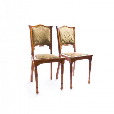 Para secesyjnych krzeseł, drewno bukowe i mahoń, żakard jedwabny. ok 1890, Polska